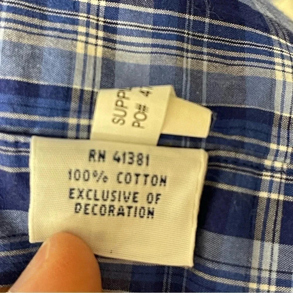 Men’s Ralph Lauren short sleeved collared button down. Blue plaid, size Medium. - Picture 6 of 7